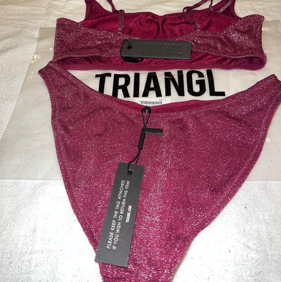 Triangl - Picture 2 of 2